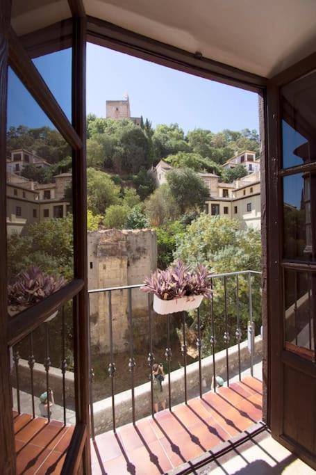 Alhambra Enamora 1 -Paseo De Los Tristes View 1 -C Granada Buitenkant foto