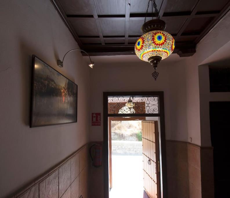 Alhambra Enamora 1 -Paseo De Los Tristes View 1 -C Granada Buitenkant foto