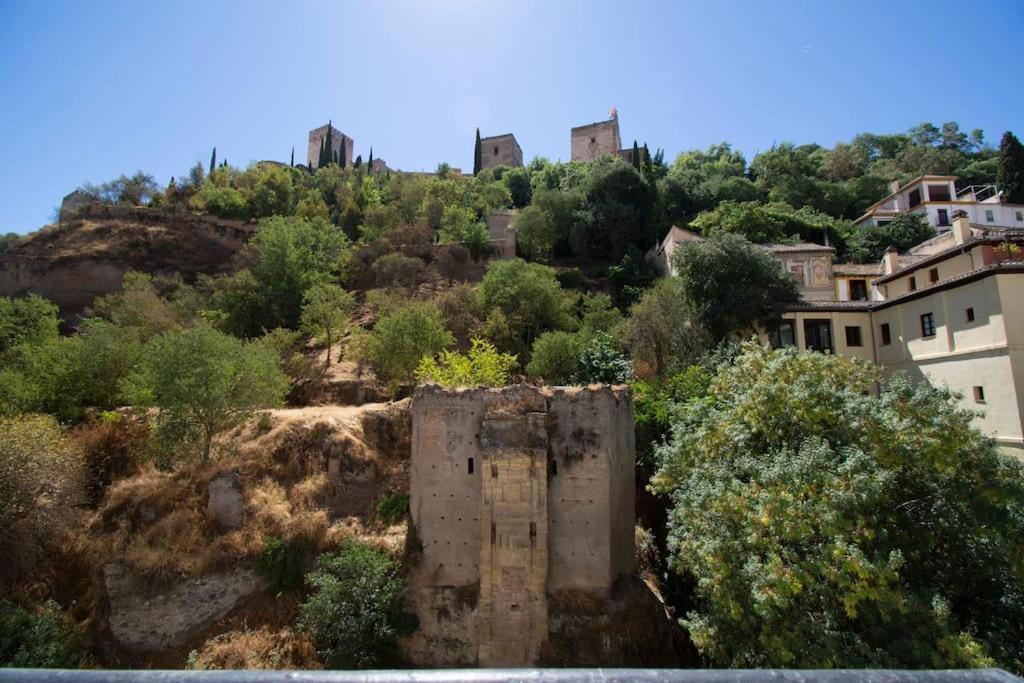Alhambra Enamora 1 -Paseo De Los Tristes View 1 -C Granada Buitenkant foto
